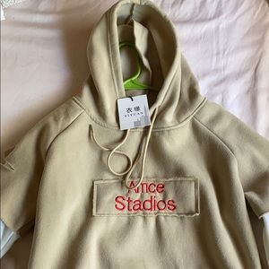 Yiyuan hoodie from Asia.